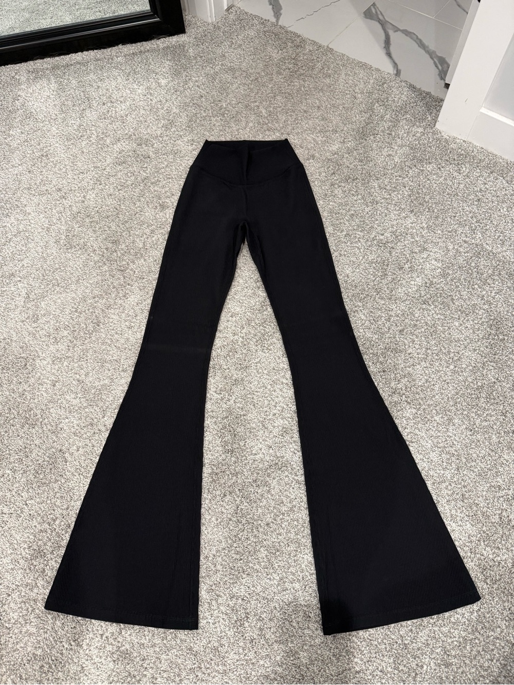 Buffbunny Material Girl Ribbed Flare Leggings